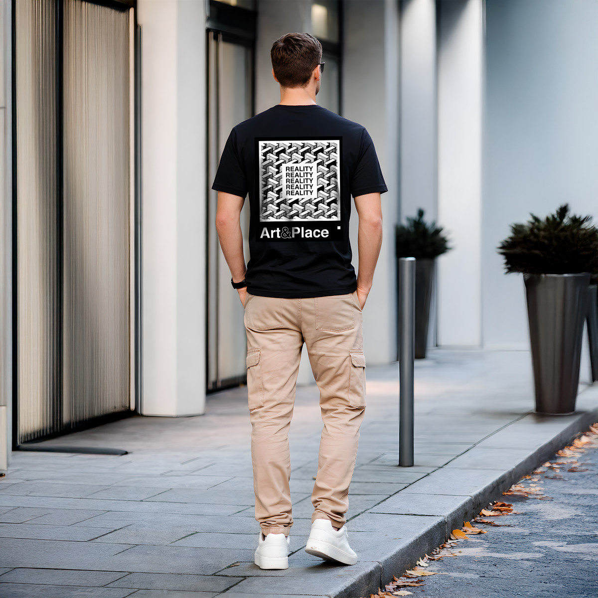T-shirt noir homme minimaliste – Logo discret poitrine