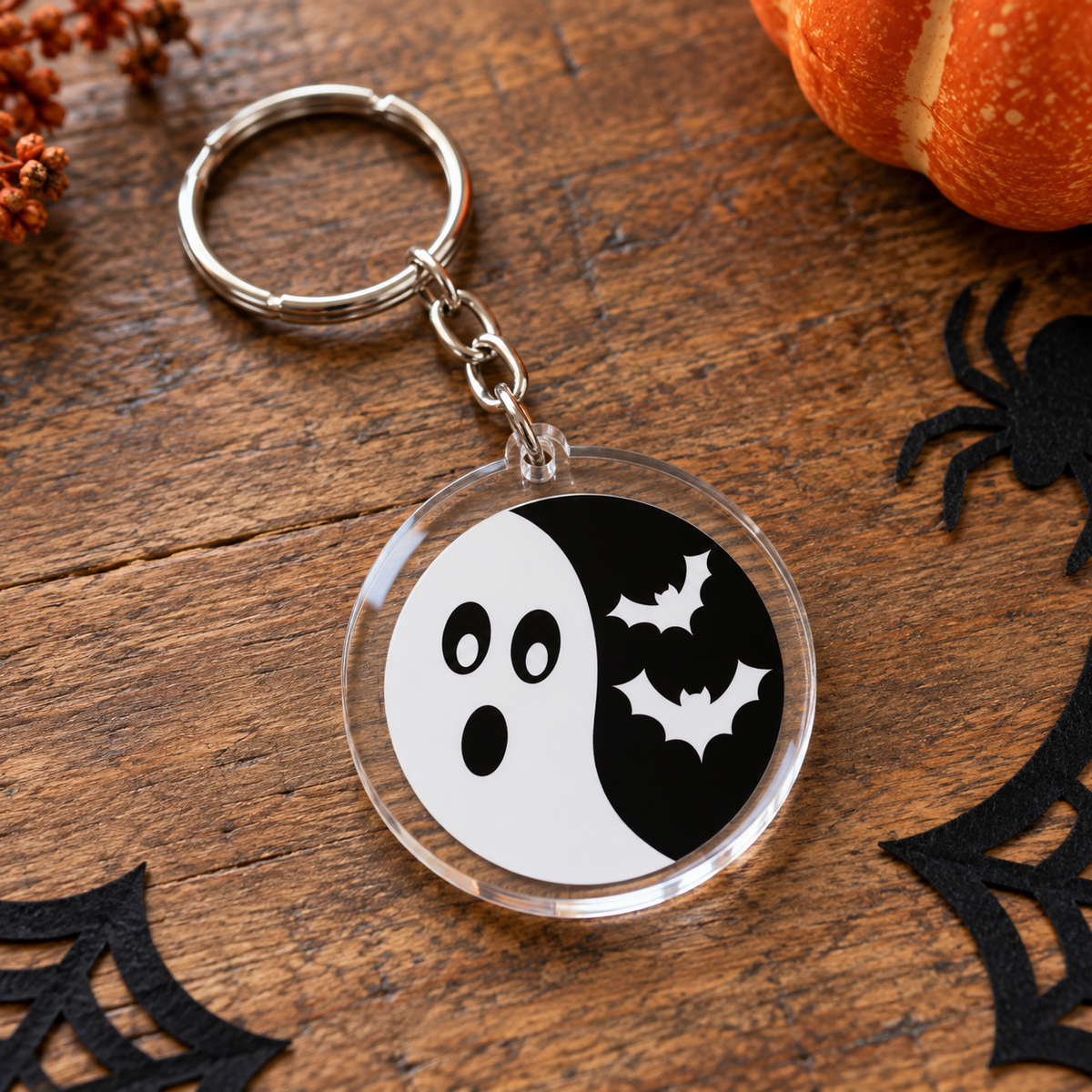 Porte-clés Halloween rond en acrylique fantôme et chauves-souris noir et blanc