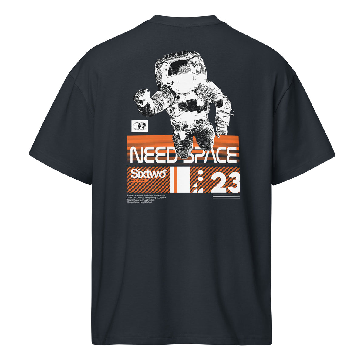 T-shirt Need Space astronaute bleu marine dos - grand imprimé