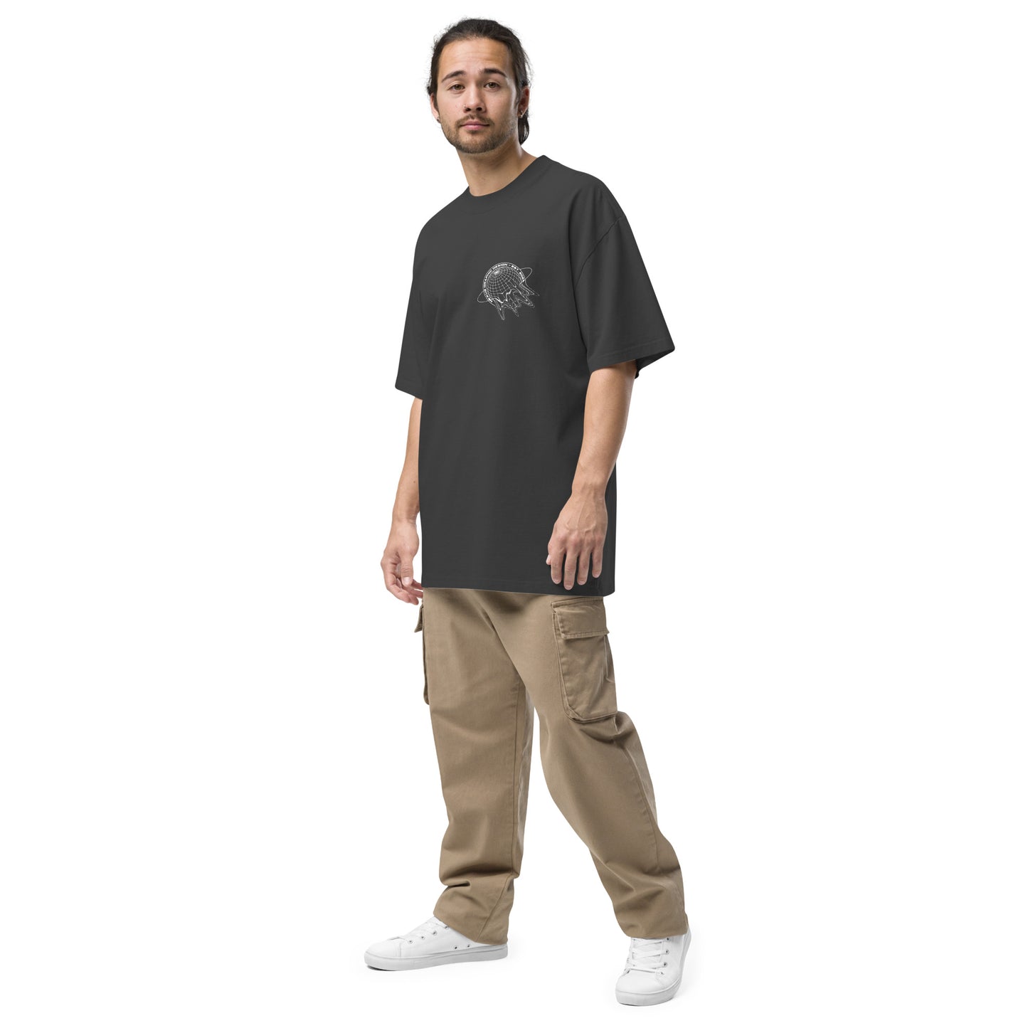T-shirt oversize délavé Our Space Noir Délavé profil gauche - coupe oversize streetwear