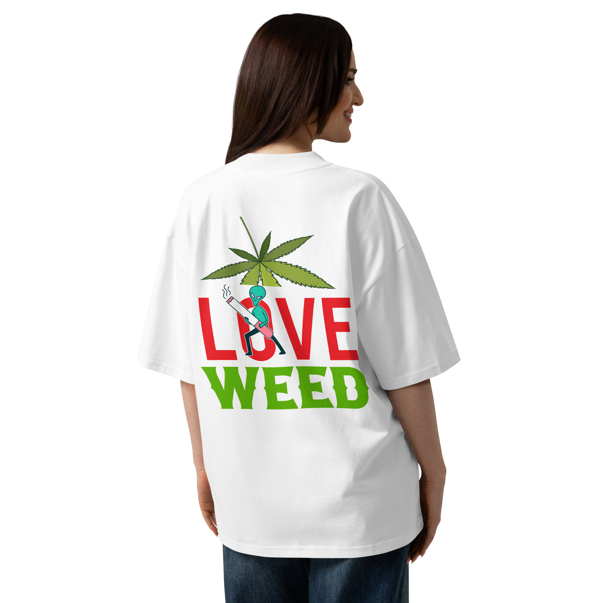 T-shirt col montant Love Weed blanc dos - grand imprimé feuille de cannabis et personnage fumant, porté sur mannequin